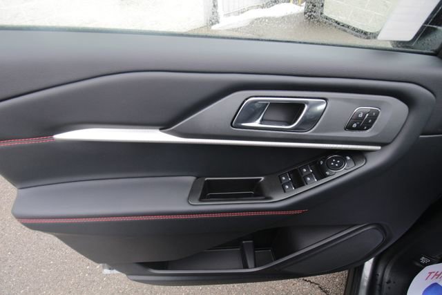 New 2026 Ford Explorer ST-Line w/ ST-Line Street Pack image 19