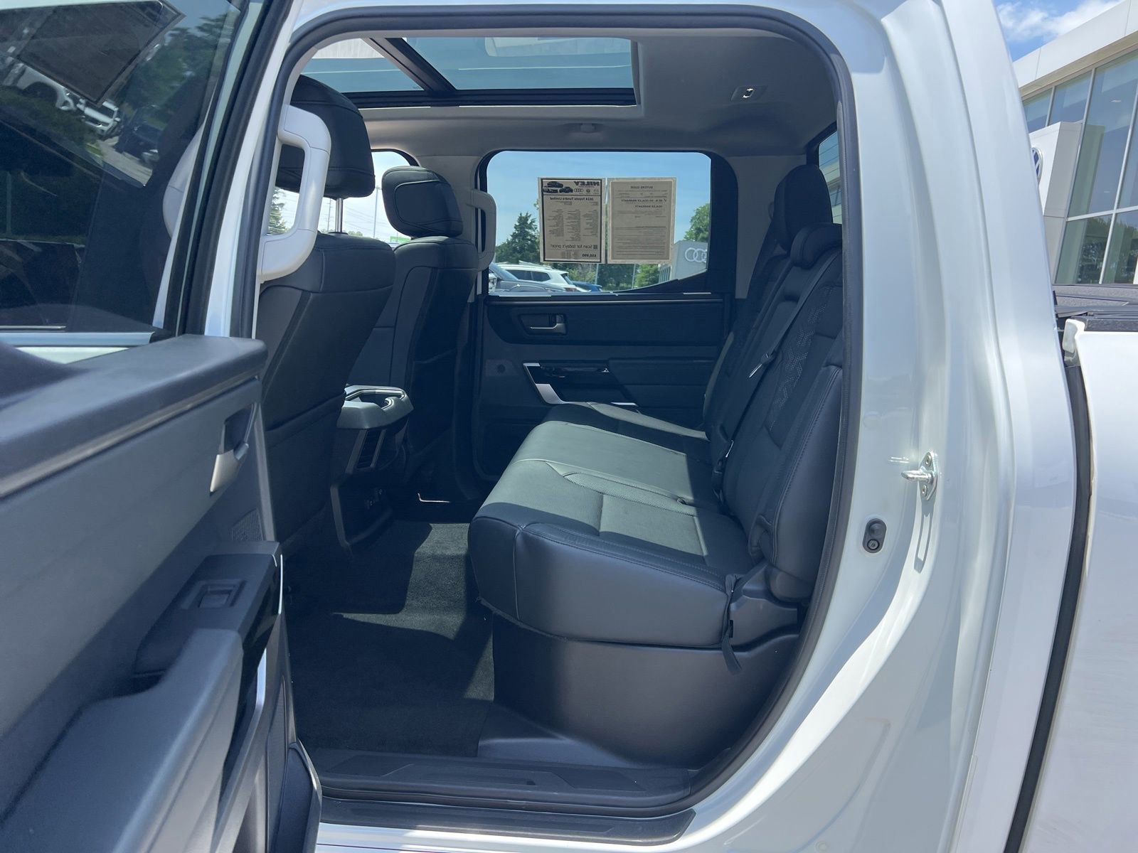 Used 2024 Toyota Tundra Limited AWD/4WD image 35