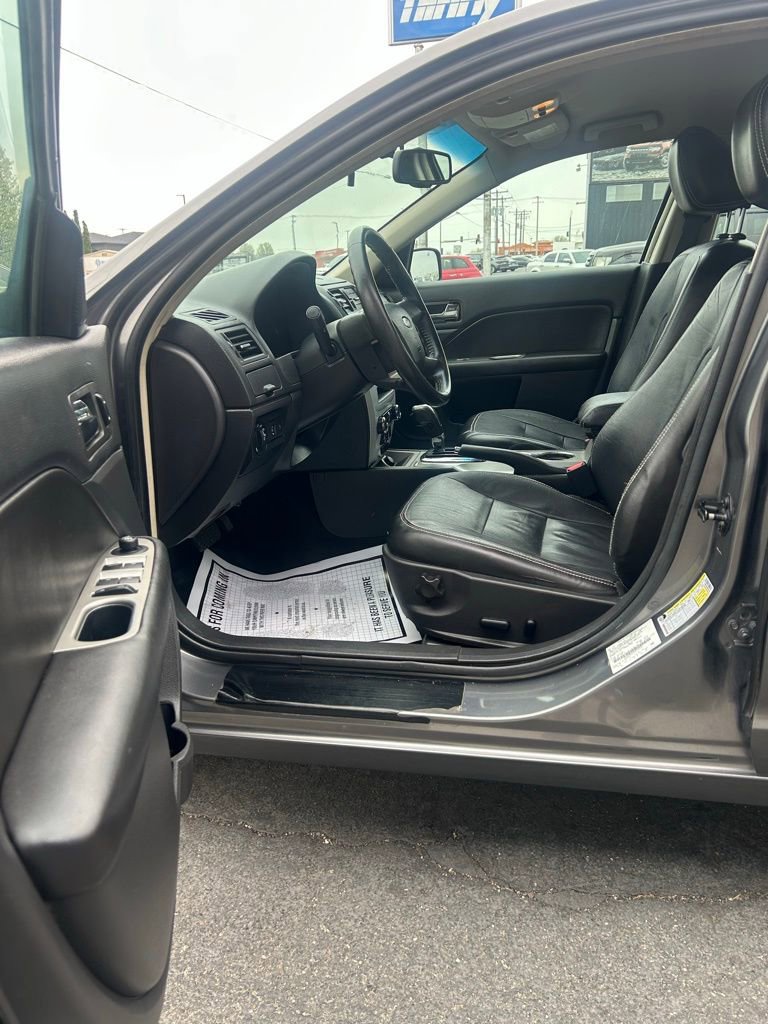 Used 2010 Ford Fusion SEL FWD image 12