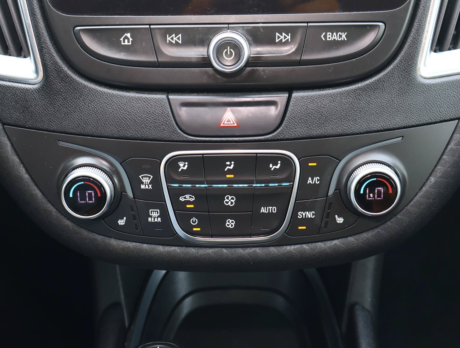 Used 2019 Chevrolet Malibu LT w/ Driver Confidence Package II FWD image 20