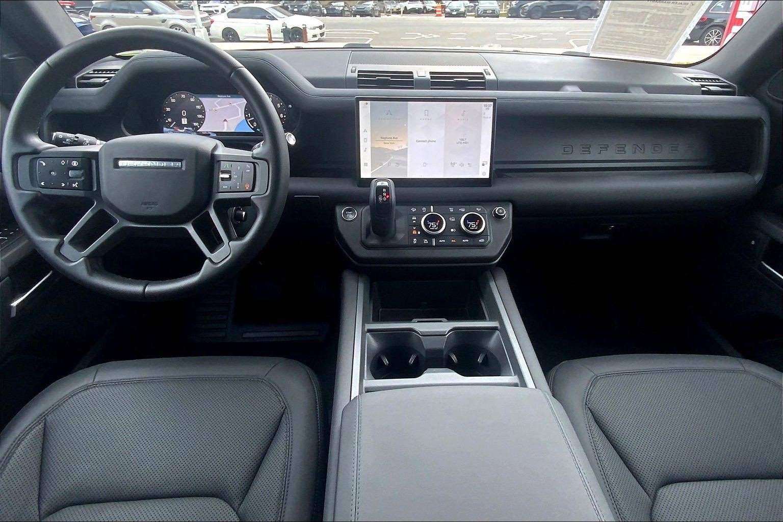 Used 2025 Land Rover Defender 110 S image 15