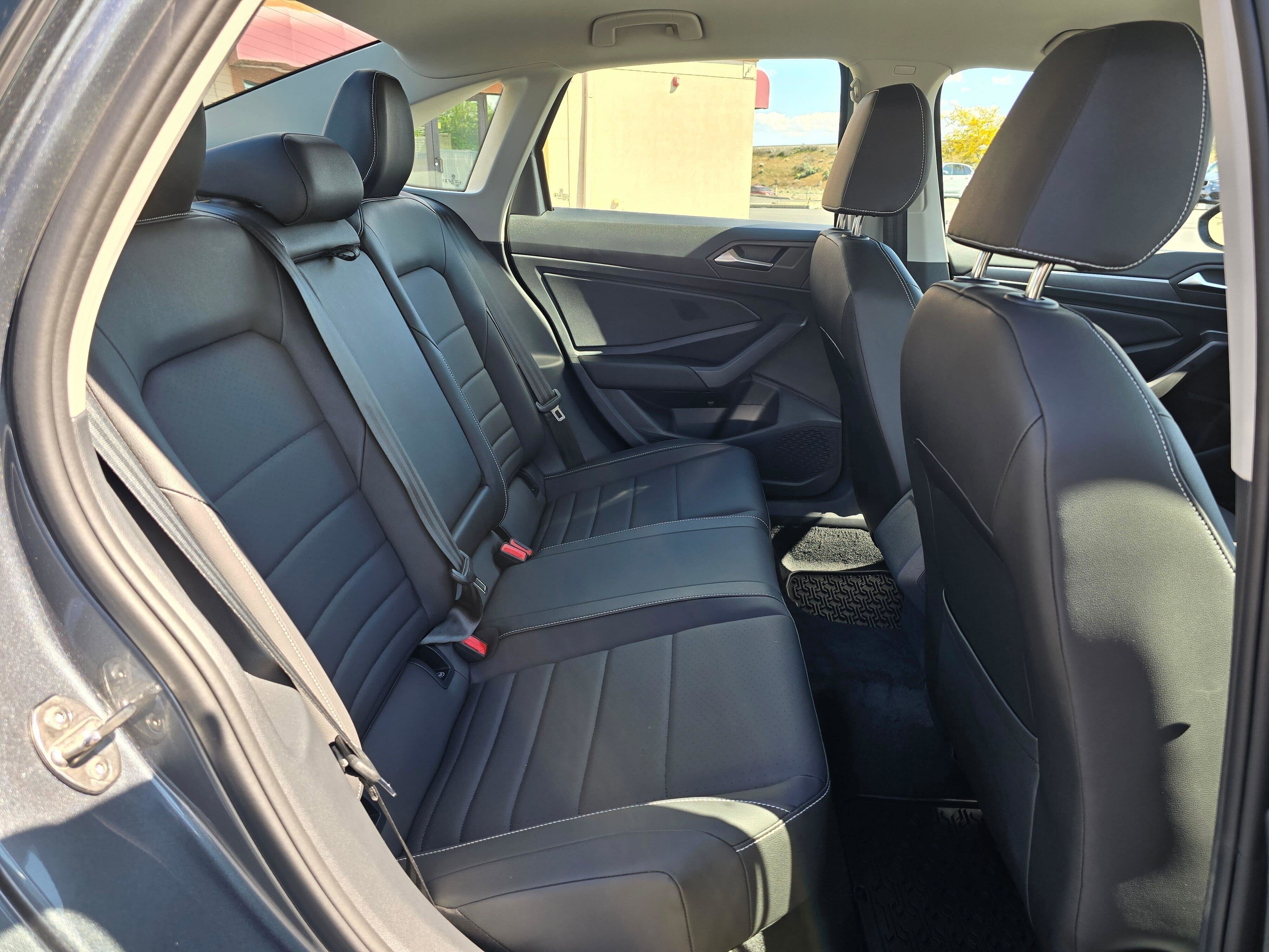 Used 2024 Volkswagen Jetta SE w/ Black Wheel Package FWD image 14