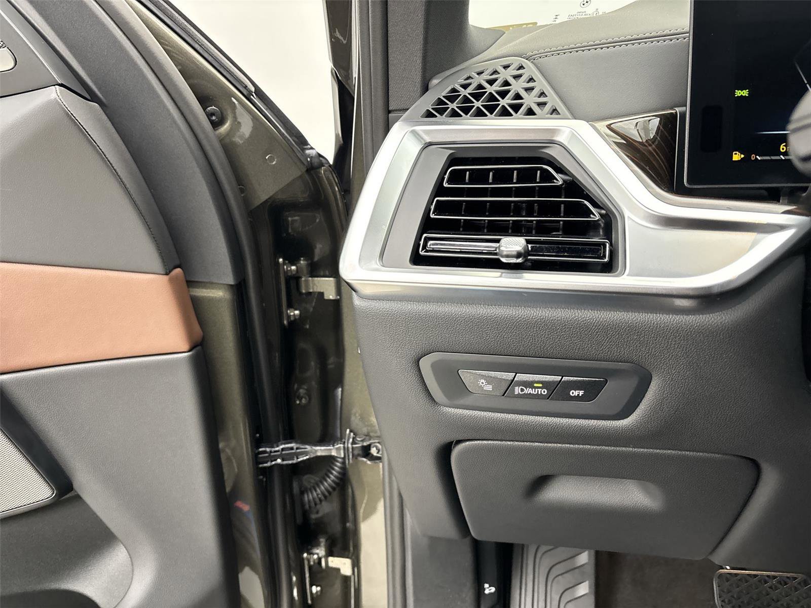 New 2026 BMW X5 xDrive40i image 31