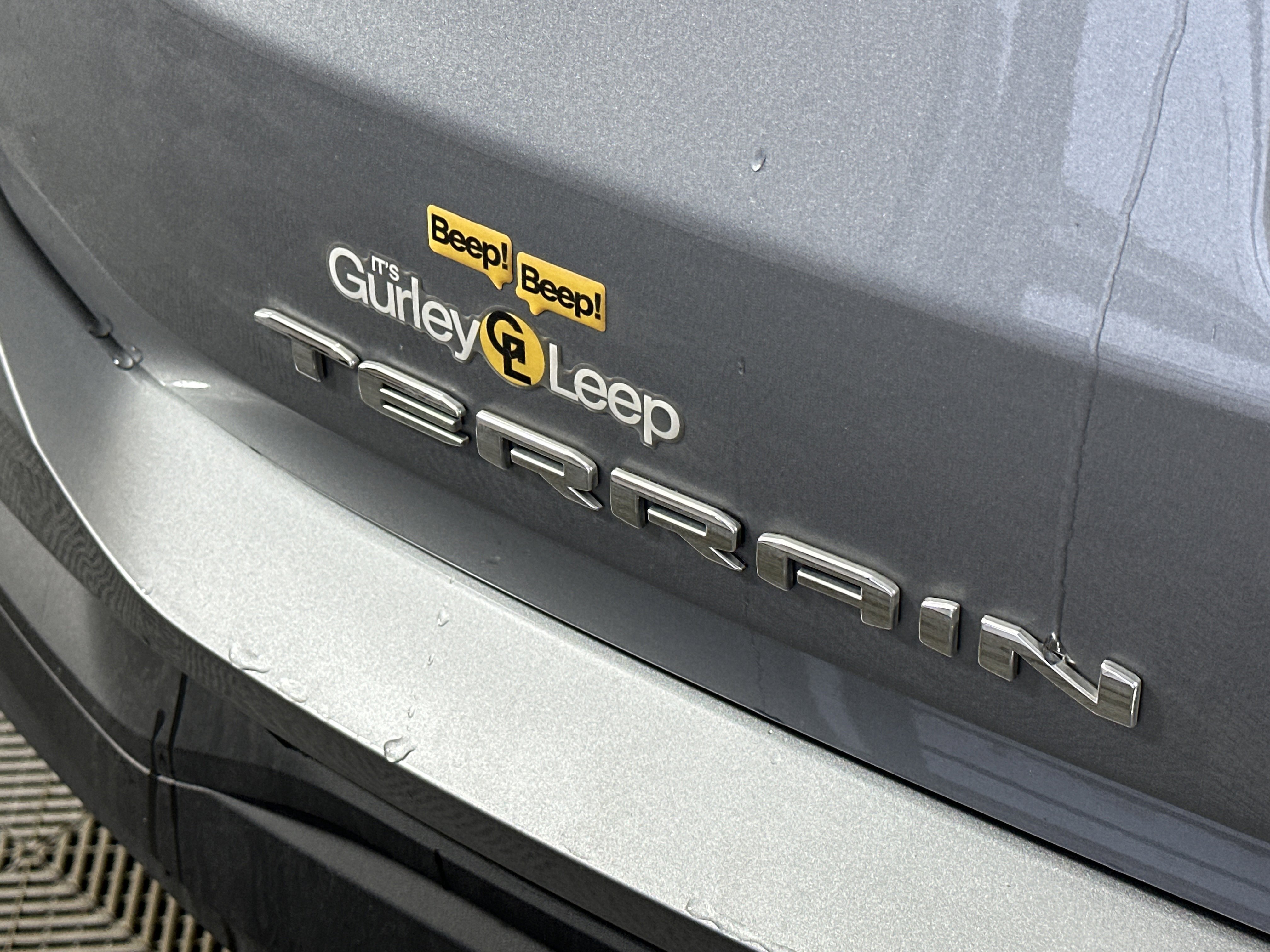 Used 2023 GMC Terrain SLE image 15