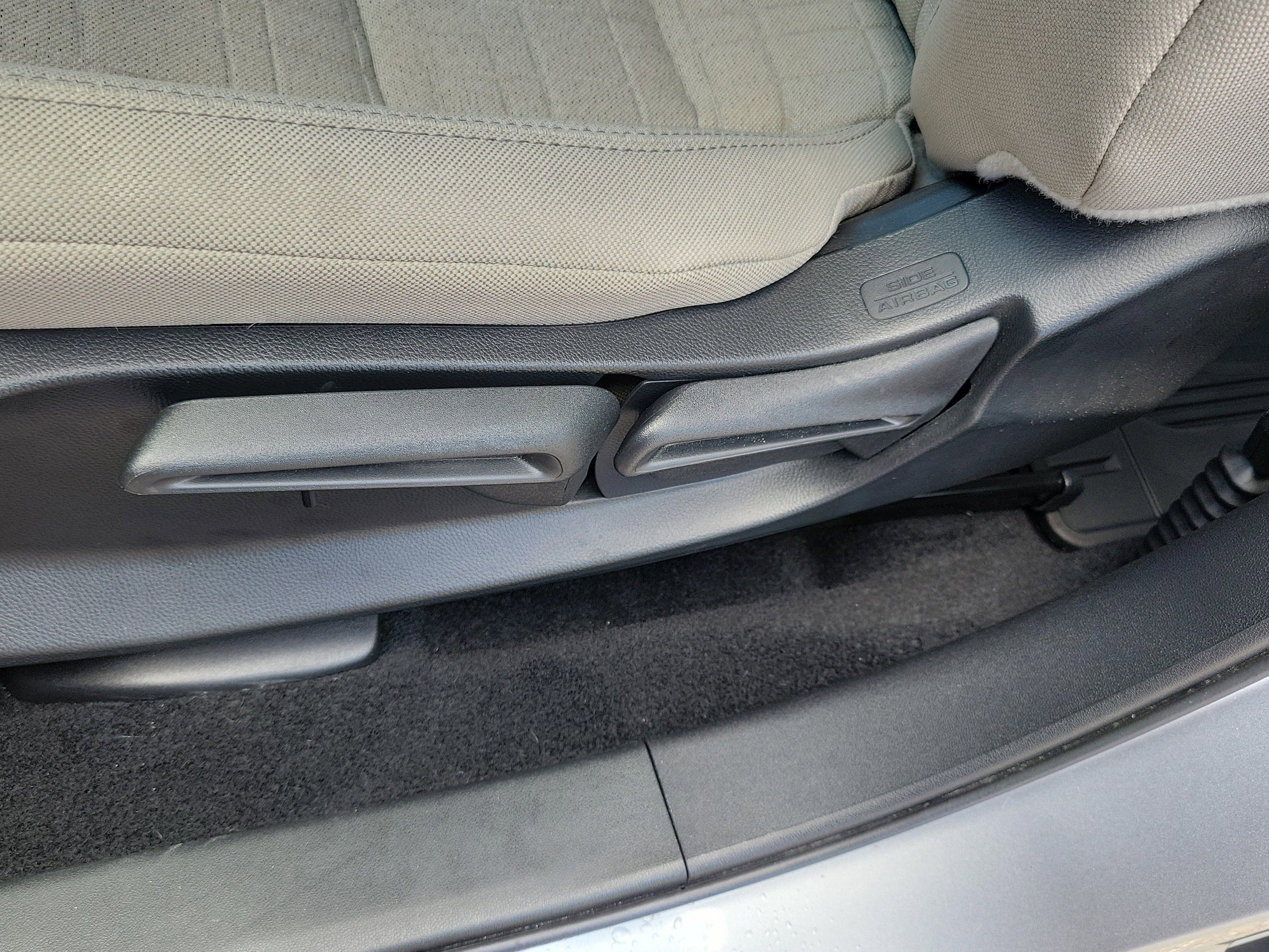 Used 2025 Honda HR-V LX image 22