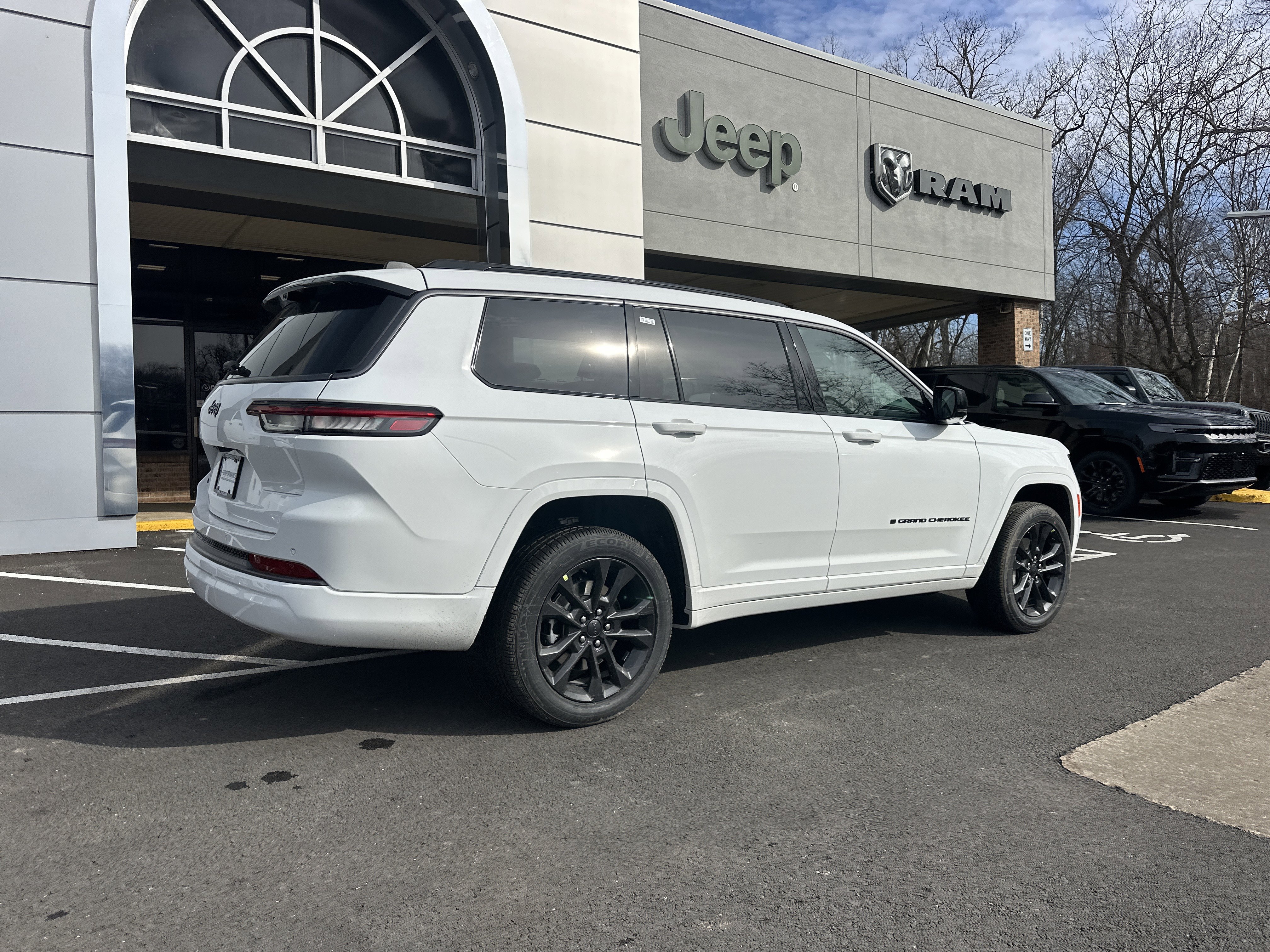 New 2026 Jeep Grand Cherokee L Limited image 19