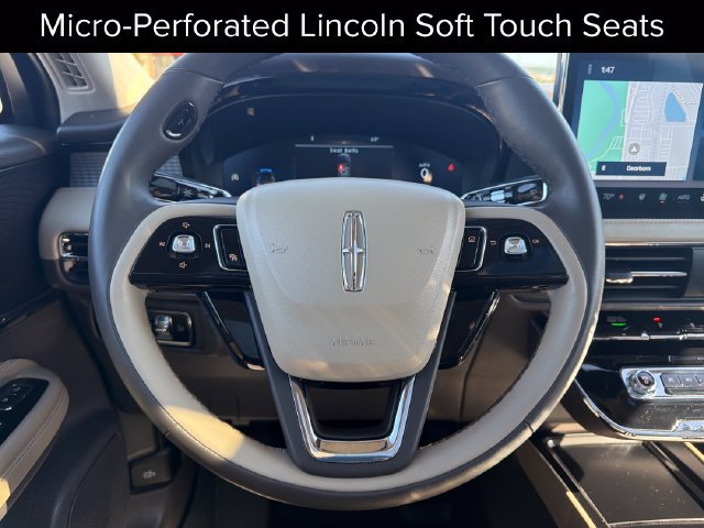 Used 2023 Lincoln Corsair AWD w/ Equipment Group 101A image 17
