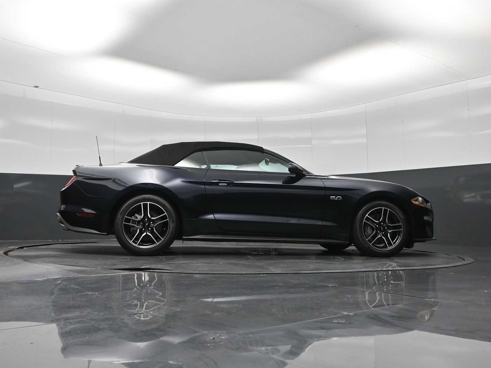 Used 2021 Ford Mustang GT Premium w/ Ford Safe & Smart Package image 32