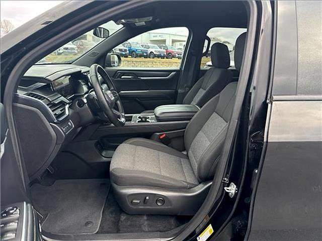 Used 2025 GMC Acadia Elevation image 14