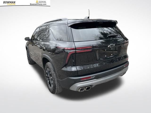 Used 2024 Chevrolet Traverse Z71 w/ Enhanced Driving Package image 3