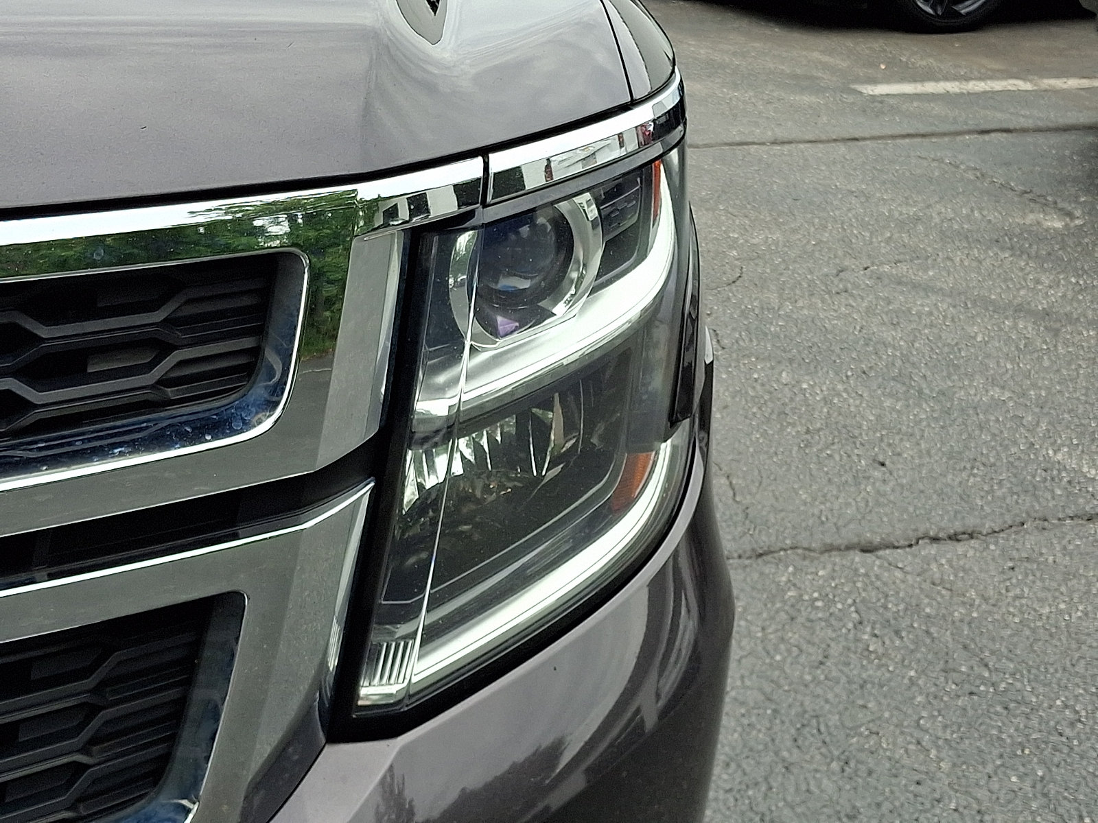 Certified 2015 Chevrolet Suburban LS w/ Max Trailering Package AWD/4WD image 10