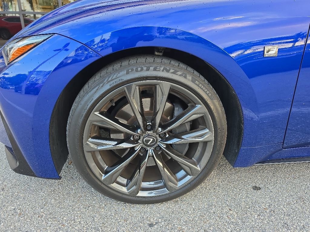 Used 2025 Lexus IS 350 F Sport w/ Accessory Package RWD image 5