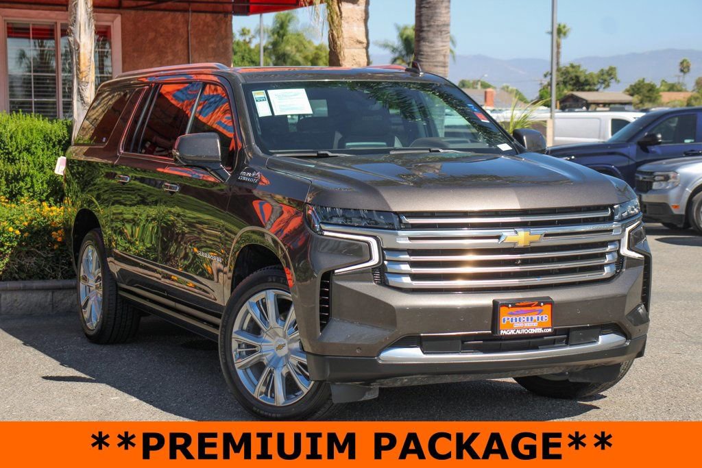 Used 2021 Chevrolet Suburban High Country w/ Premium Package image 2