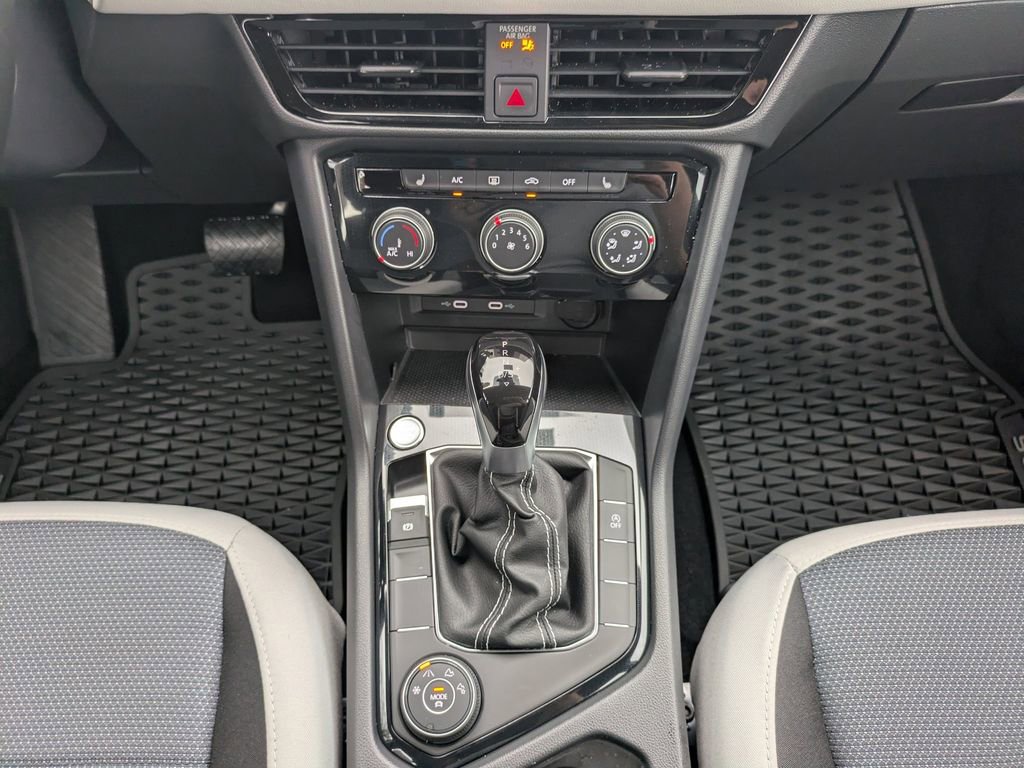 Certified 2025 Volkswagen Taos S image 19