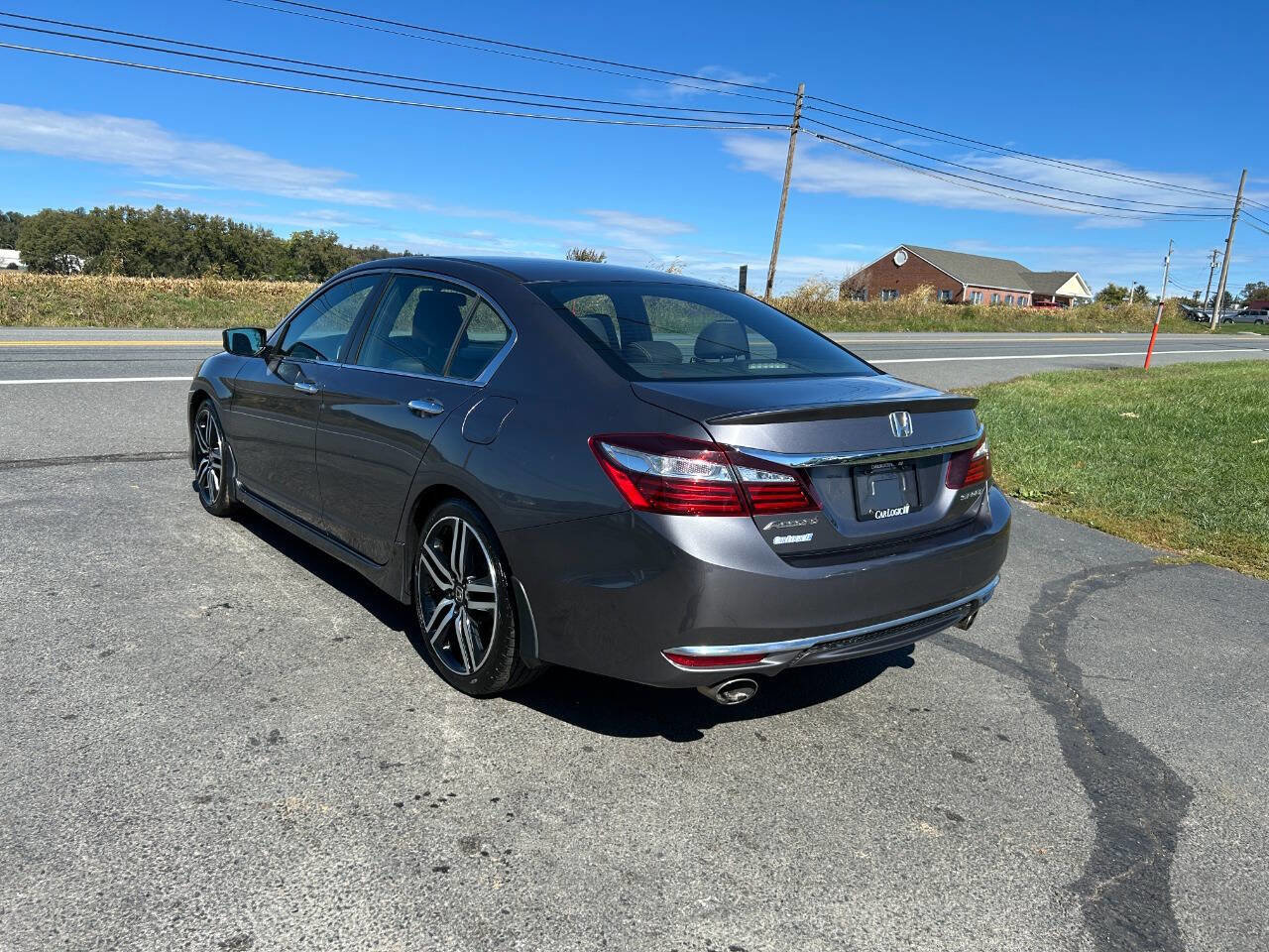 Used 2016 Honda Accord Sport image 9