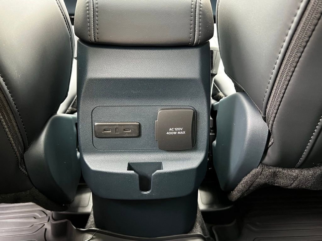 New 2026 Ford Maverick Lariat w/ Black Appearance Package image 17