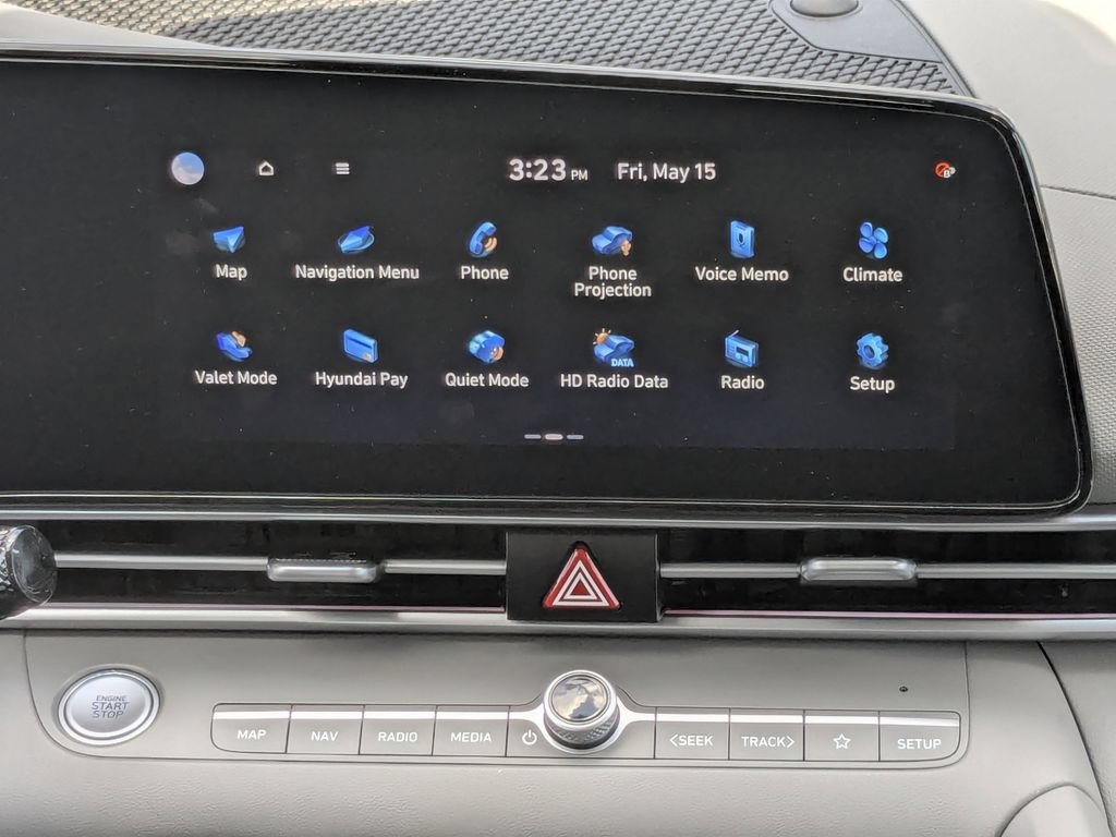 Used 2025 Hyundai Elantra SEL FWD image 20