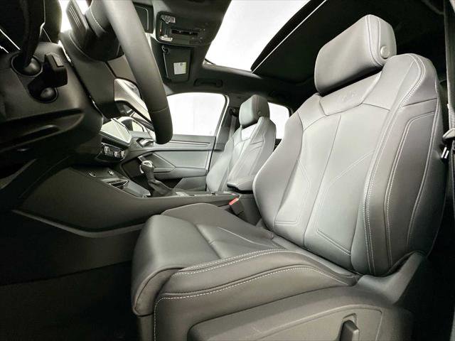 Certified 2025 Audi Q3 2.0T Premium w/ Convenience Package AWD/4WD image 18