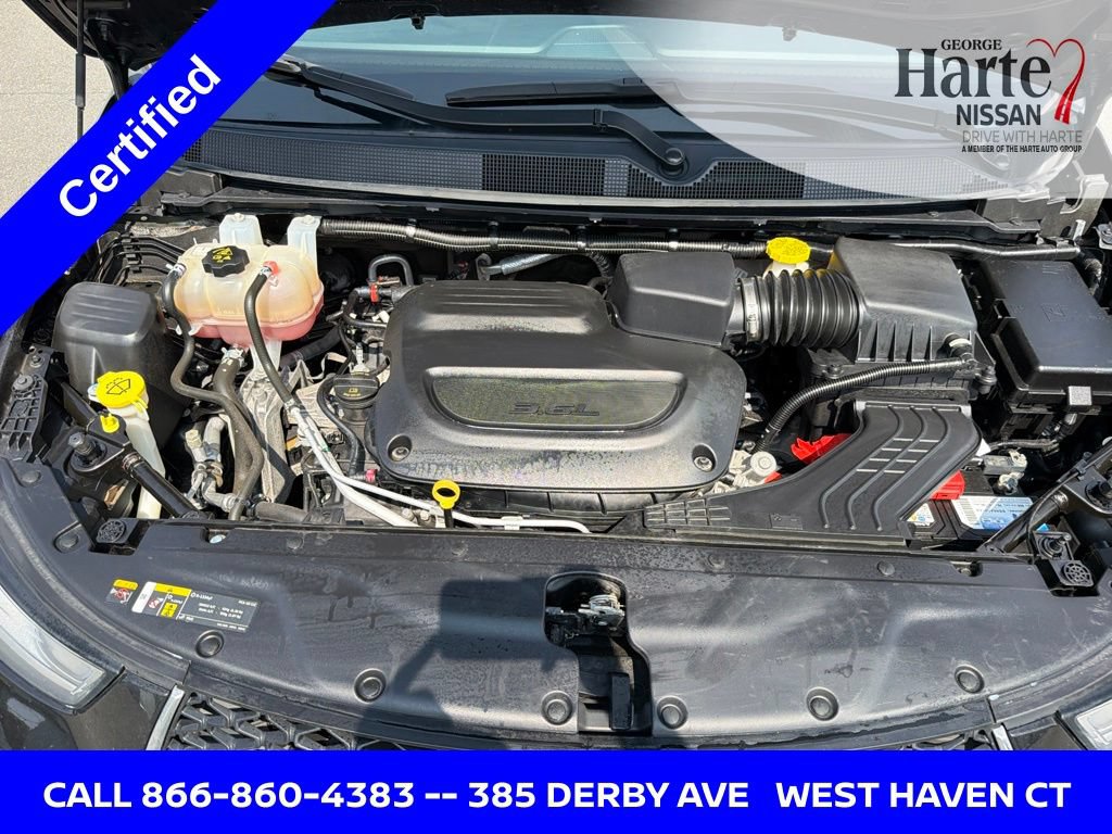 Used 2023 Chrysler Pacifica Touring-L FWD image 32