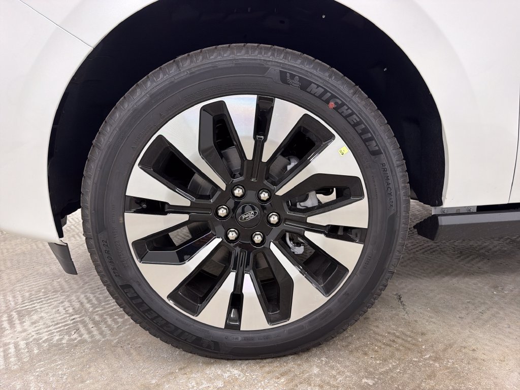 New 2027 Ford Expedition Max Platinum w/ Driver's Package RWD image 13