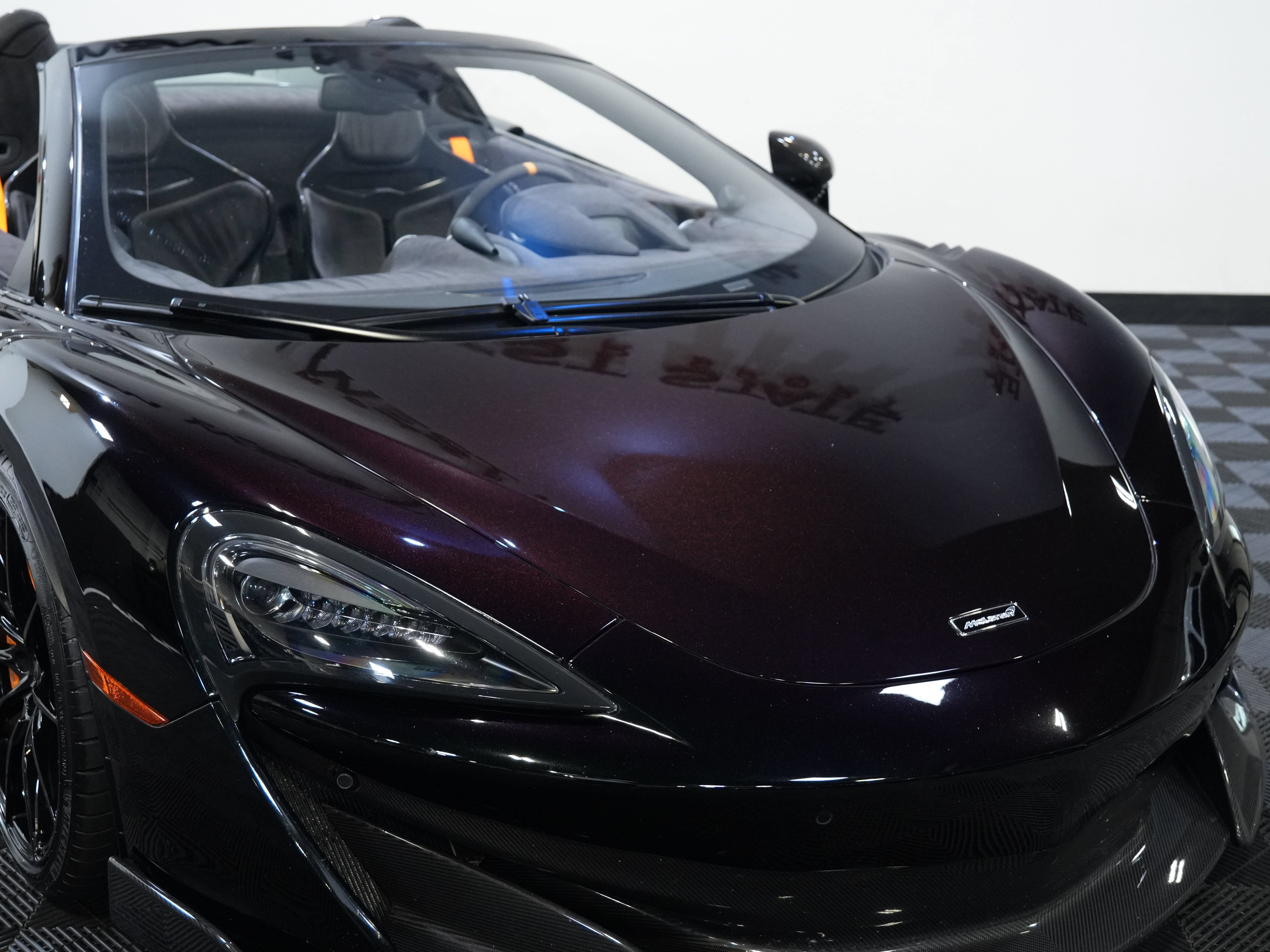 Used 2020 McLaren 600LT Spider RWD image 12