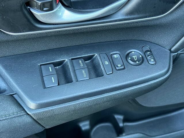 Used 2022 Honda CR-V EX image 12