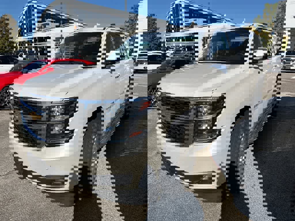 Used 2018 Chevrolet Suburban LT w/ Luxury Package