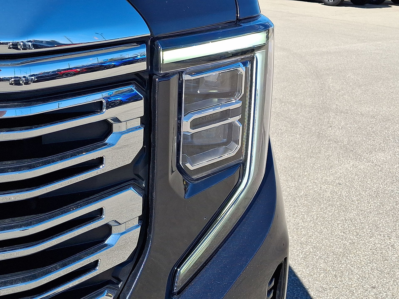 Used 2023 GMC Sierra 1500 Denali w/ Denali Reserve Package AWD/4WD image 28