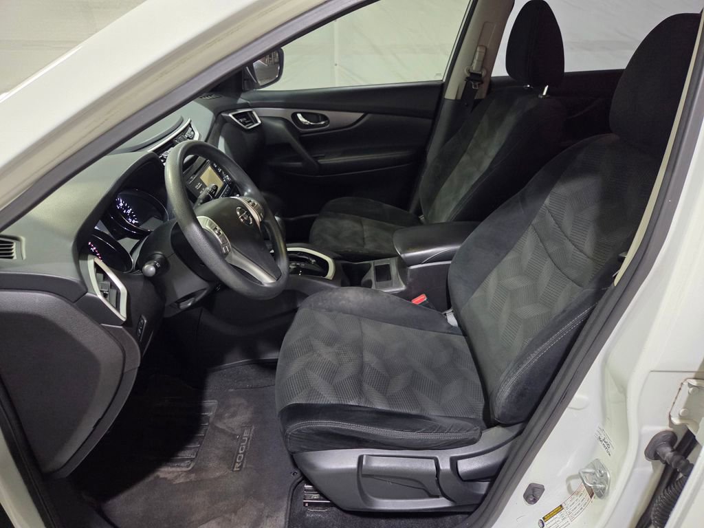 Used 2016 Nissan Rogue S FWD image 8