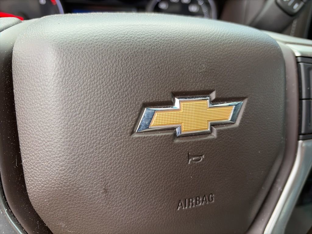 Used 2019 Chevrolet Silverado 1500 LT w/ Texas Edition image 19