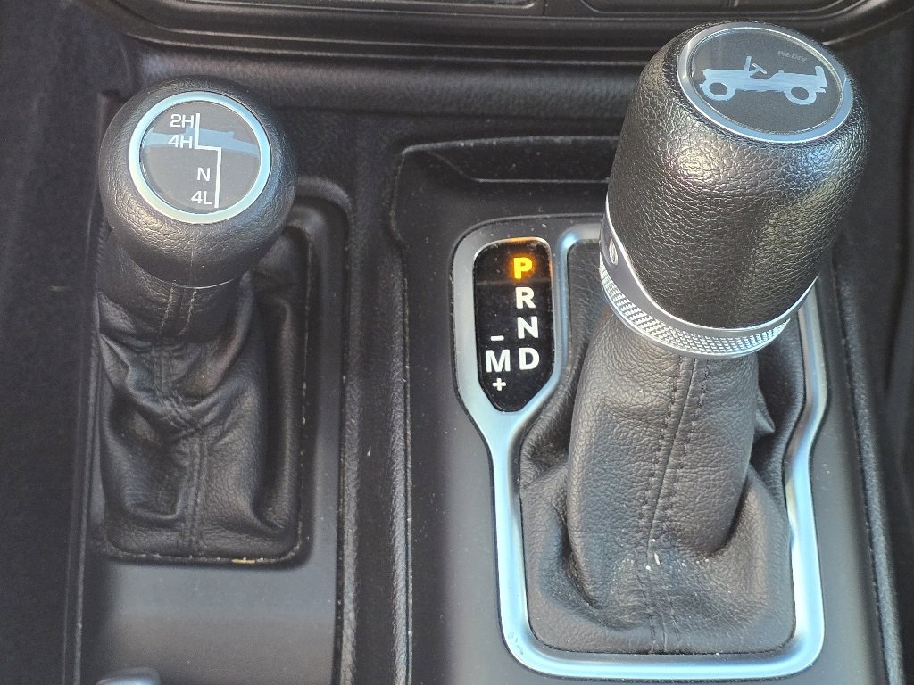 Used 2020 Jeep Wrangler Unlimited Sport image 19