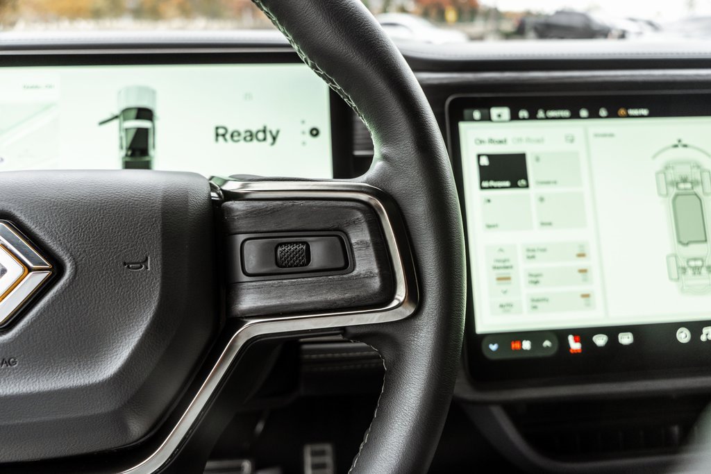 Used 2023 Rivian R1T Adventure image 23