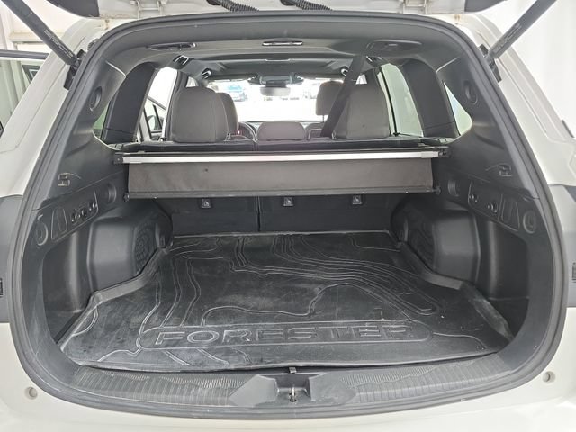 Used 2025 Subaru Forester Premium w/ Convenience Package #1 AWD/4WD image 12