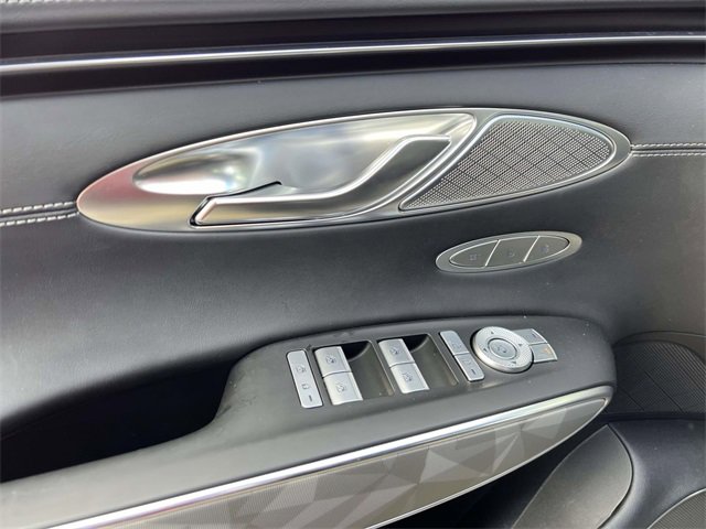 Used 2025 Genesis GV70 3.5T Sport w/ Sport Advanced Package image 16