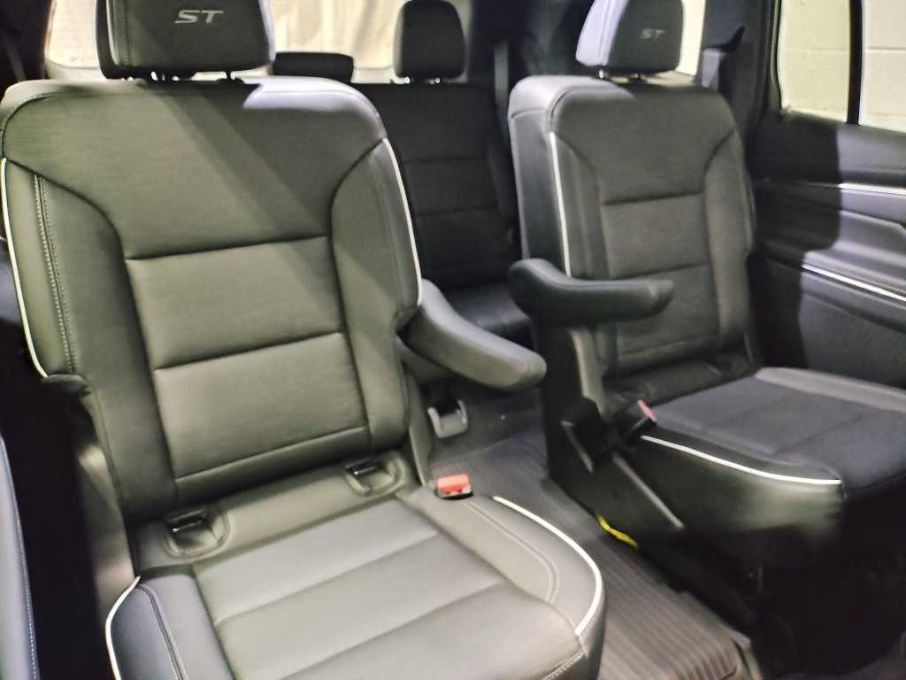 New 2026 Buick Enclave Sport Touring w/ Power Package image 12