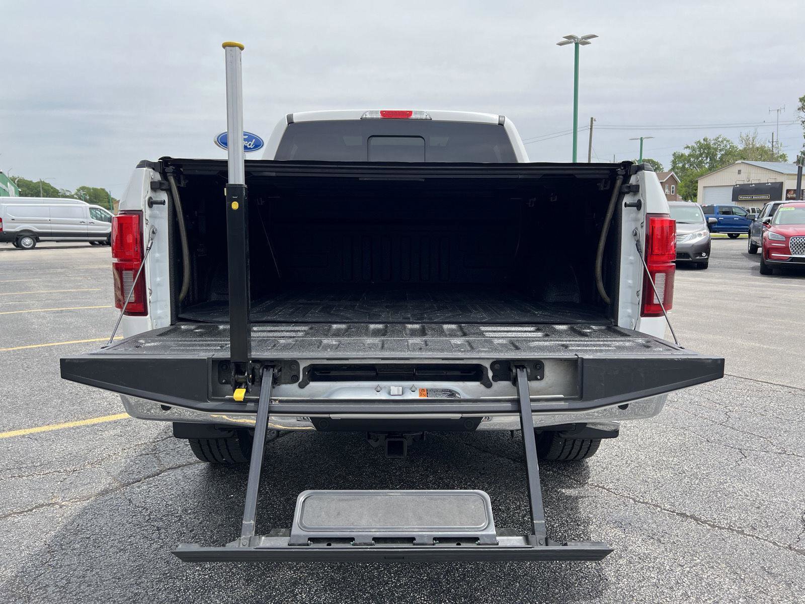 Used 2020 Ford F150 Lariat w/ Equipment Group 502A Luxury AWD/4WD image 58