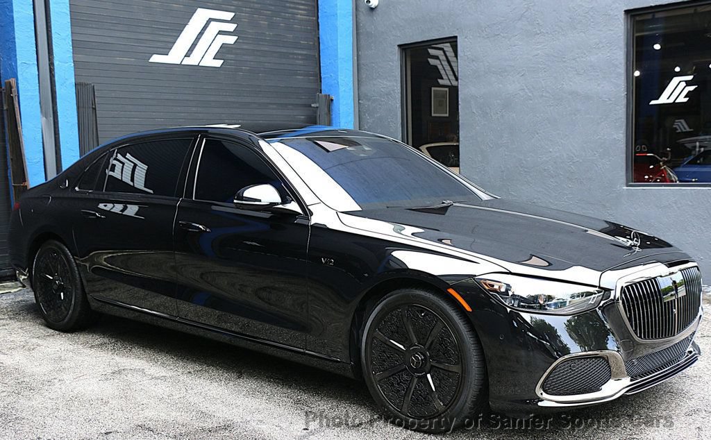 Used 2025 Mercedes-Benz Maybach S 680 4MATIC image 3