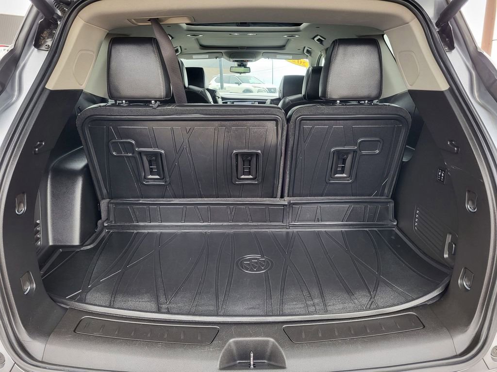 Used 2020 Buick Enclave Avenir w/ Avenir Technology Package AWD/4WD image 25