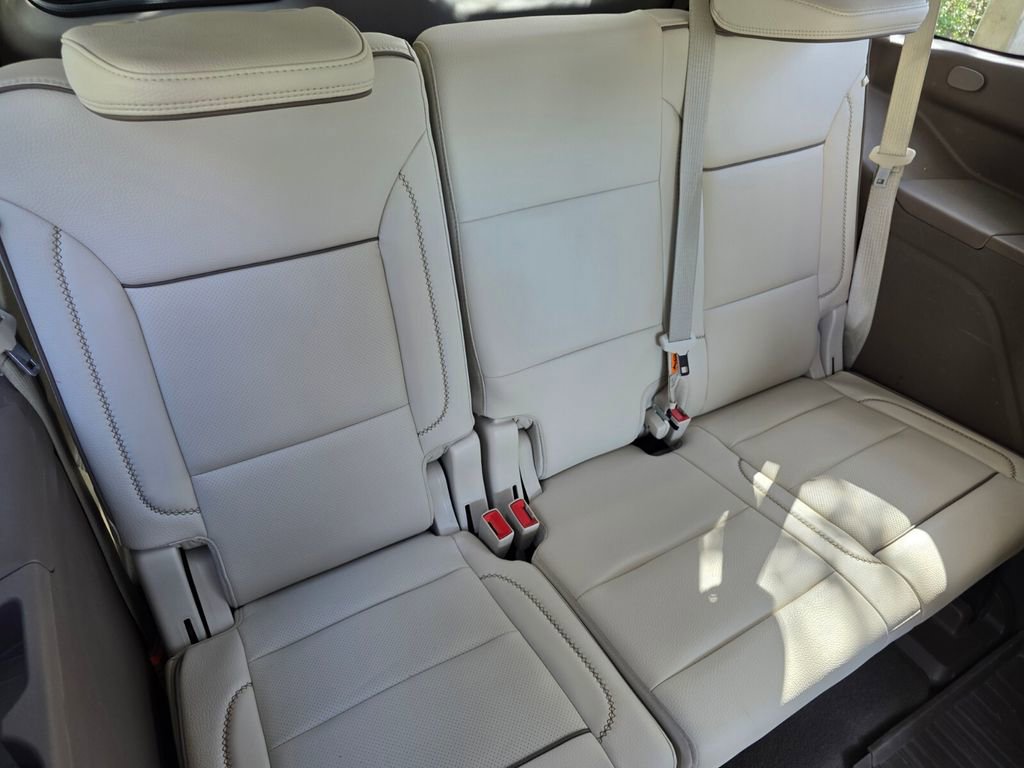 Used 2021 GMC Yukon Denali w/ LPO, Illumination Package image 30