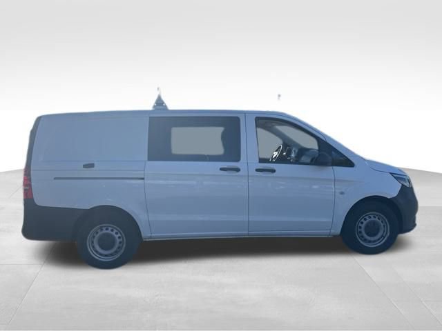 Used 2022 Mercedes-Benz Metris image 7