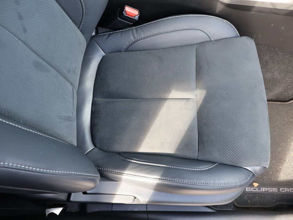 Used 2023 Mitsubishi Eclipse Cross SE image 29