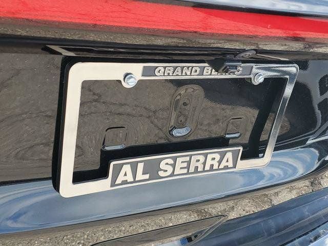 New 2027 Chrysler Pacifica Select AWD/4WD image 6