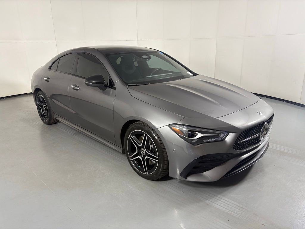 Used 2025 Mercedes-Benz CLA 250 image 2