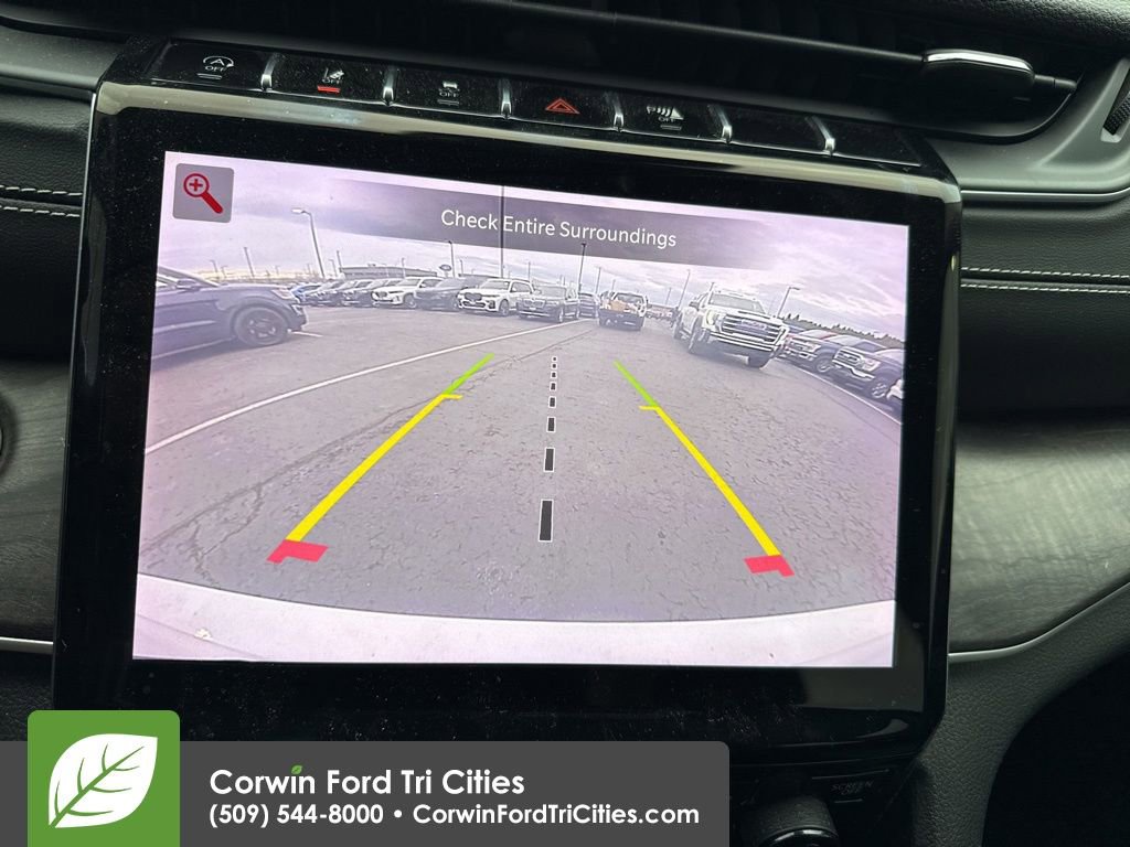 Used 2023 Jeep Grand Cherokee L Limited image 3