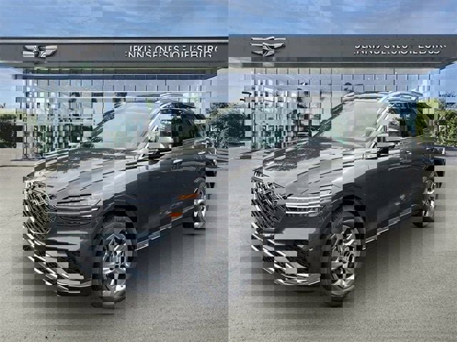 Used 2026 Genesis GV70 2.5T Advanced image 14