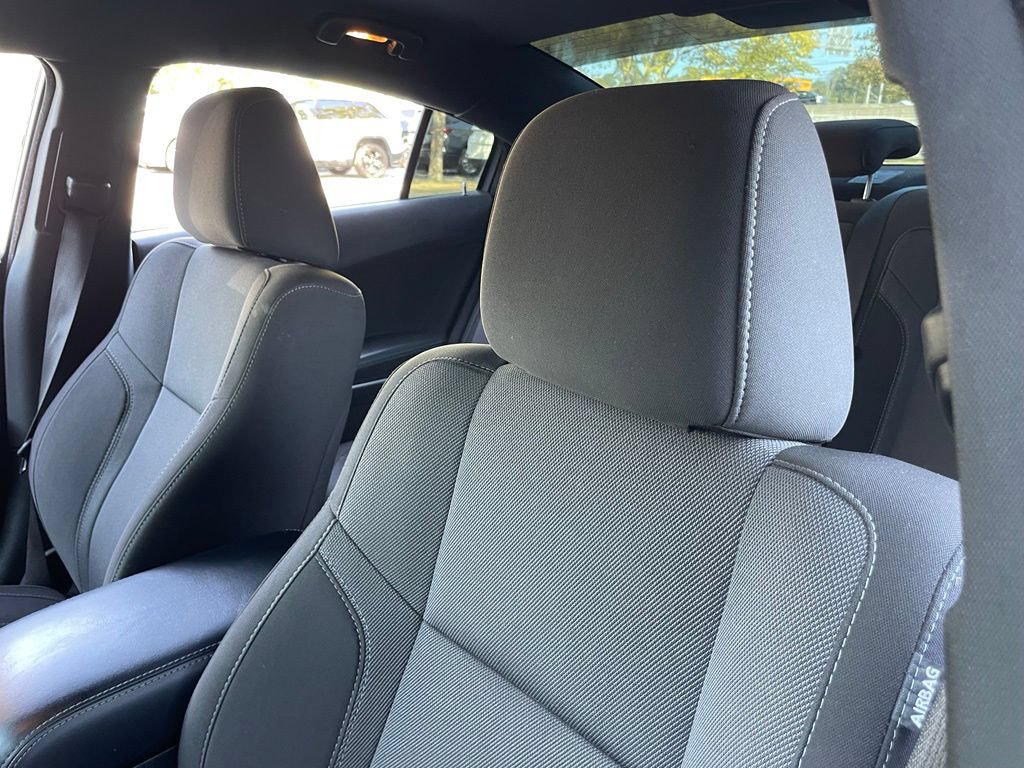 Used 2022 Dodge Charger SXT RWD image 23