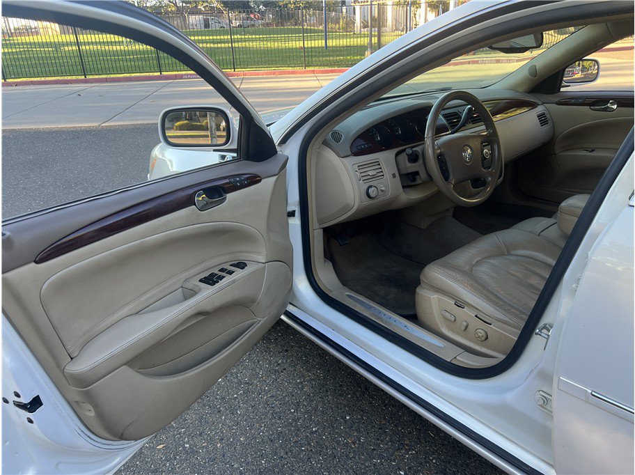 Used 2006 Buick Lucerne CXL w/ Luxury Package FWD image 13