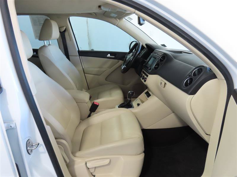 Used 2017 Volkswagen Tiguan S FWD image 37