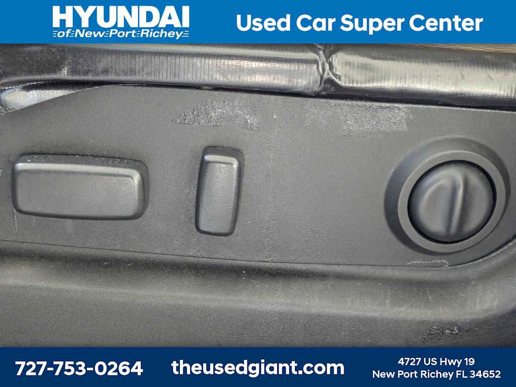 Used 2015 GMC Acadia SLT w/ Open Road Package image 26