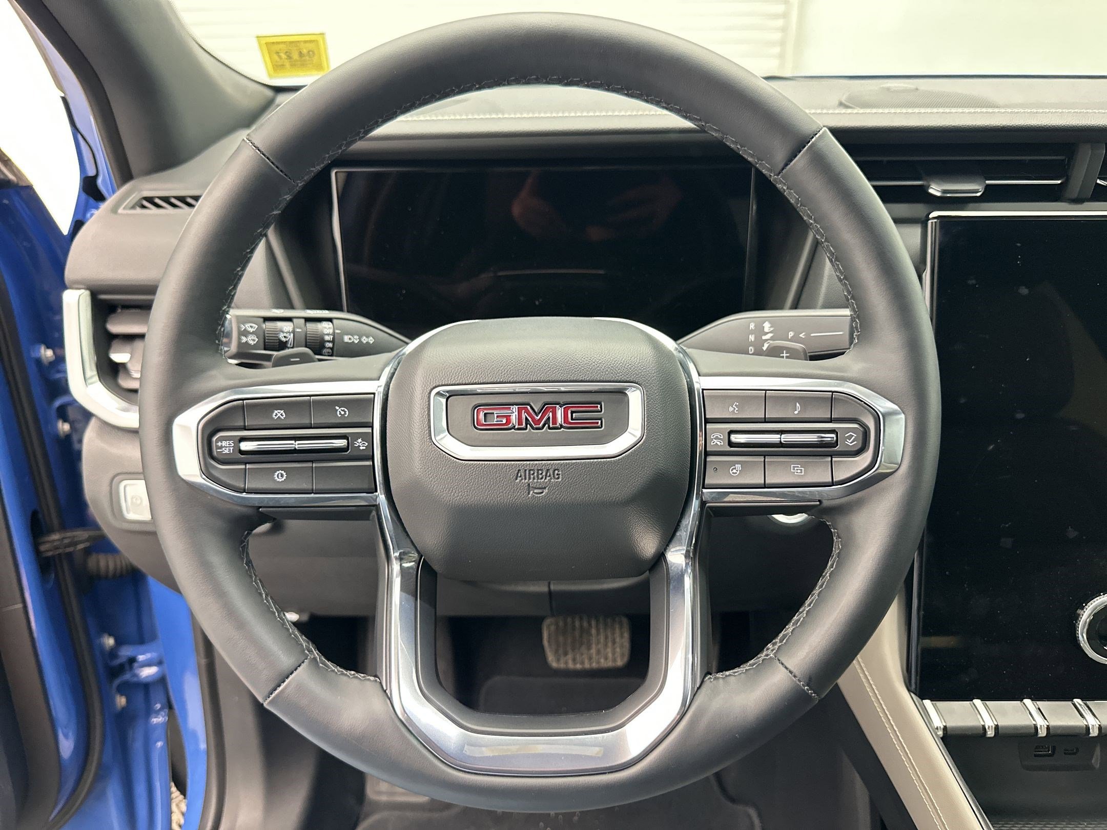 Certified 2025 GMC Terrain Elevation w/ Elevation Premium Package AWD/4WD image 17